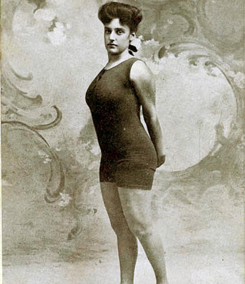 Annette Kellerman E Seu Maiô Justo, 1907 | Alamy Stock Photo by Historic Collection