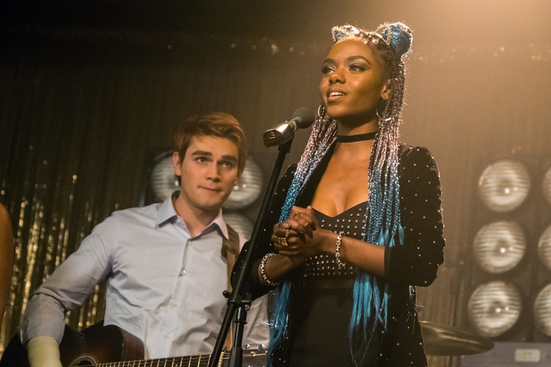 Archie e Josie em “Riverdale” | MovieStillsDB