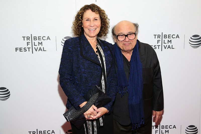 Danny DeVito E Rhea Perlman | Getty Images Photo by Robin Marchant