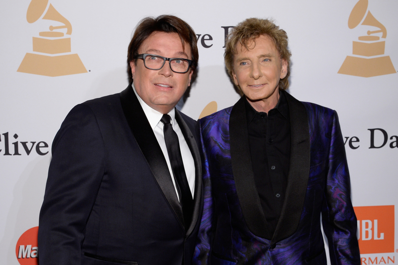 Garry Kief & Barry Manilow | Getty Images Photo by Kevork Djansezian