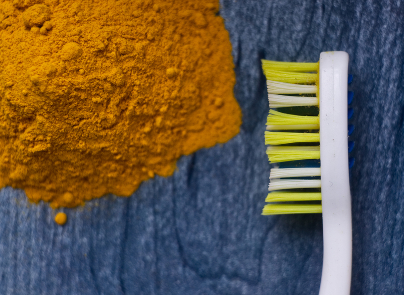 Turmeric to Whiten Teeth | Hector Roqueta/Shutterstock