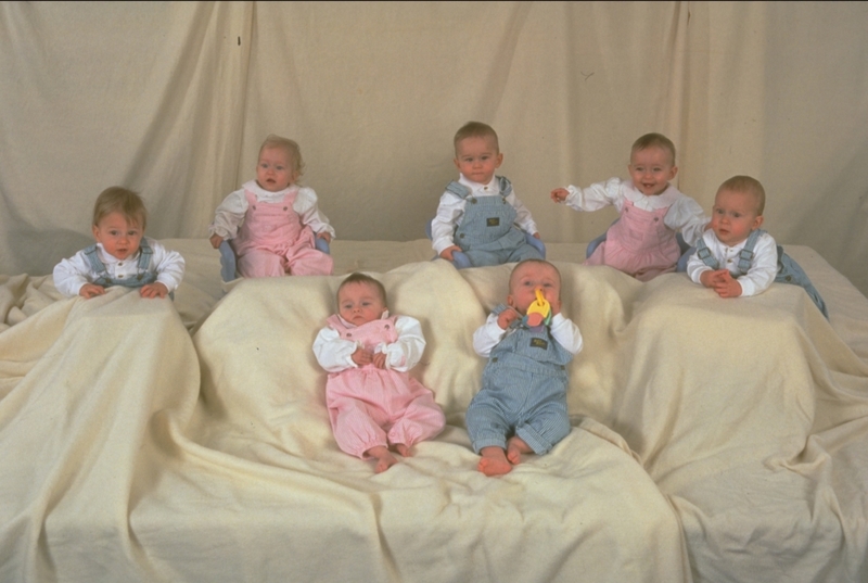 Sisters The Remarkable Story Of The Very First All Girl Sextuplets