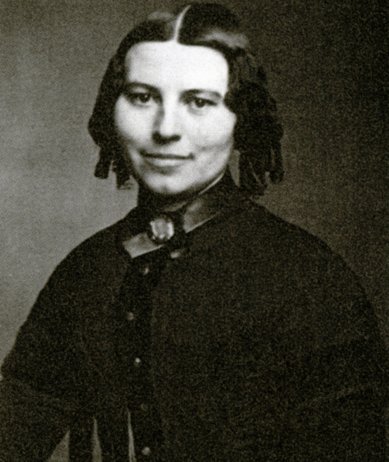 Clara Barton | Alamy Stock Photo by Photo Researchers/Science History Images