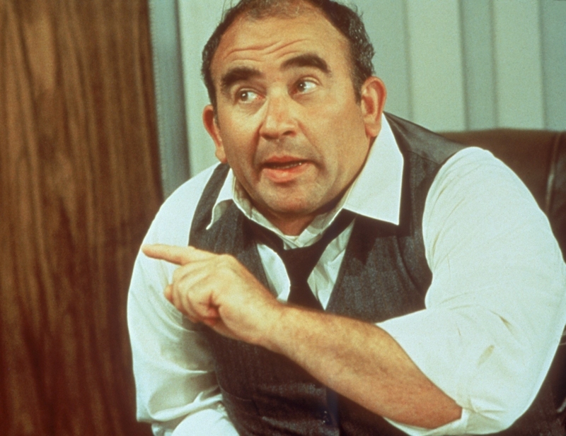 Moore Wasn’t Convinced on Ed Asner | MovieStillsDB