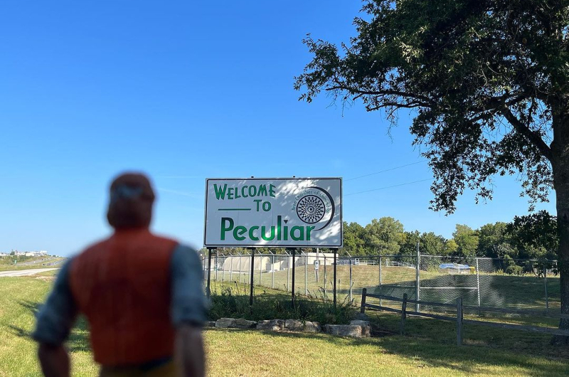 Peculiar, Missouri | Instagram/@tinychucknorris