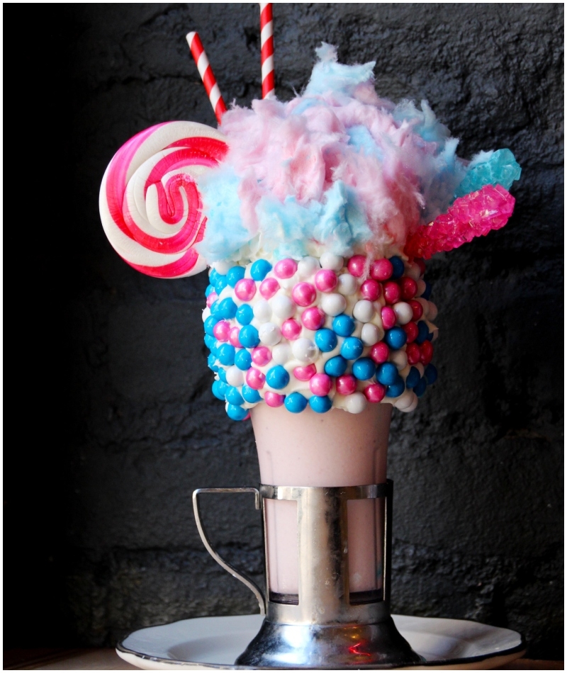 Alabama’s Worst – Cotton Candy Milkshake | Alamy Stock Photo