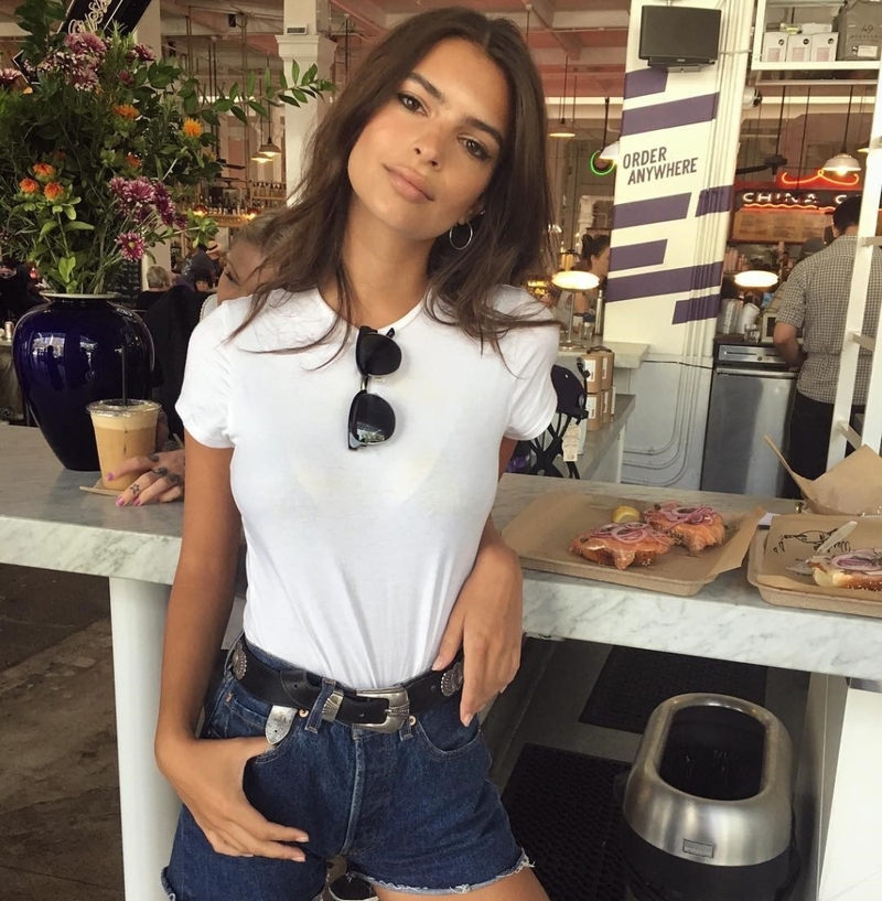 Check Please | Instagram/@emrata