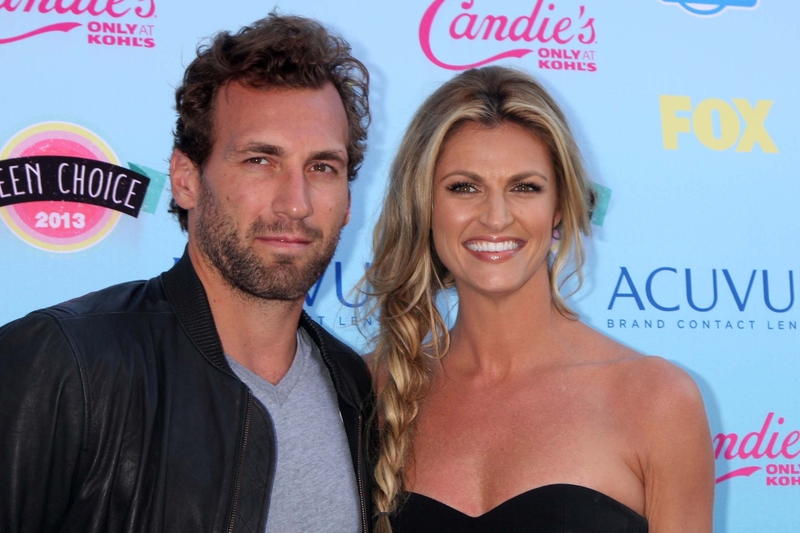 Erin Andrews and Jarett Stoll | Shutterstock