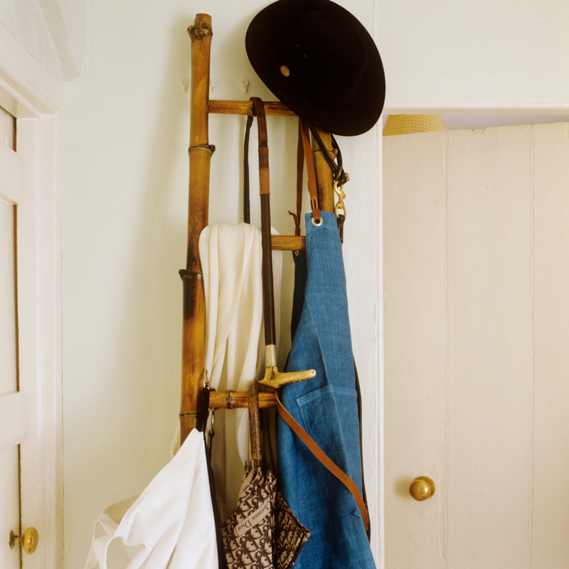 Keep the Hallway Neat | Alamy Stock Photo by Andreas von Einsiedel