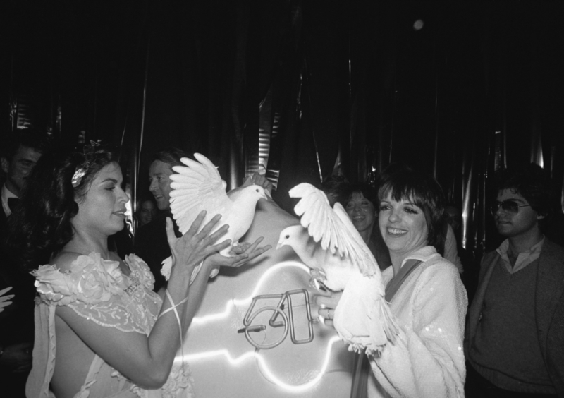 Bianca Jagger Sports Her Doves | Getty Images Photo by Bettmann 